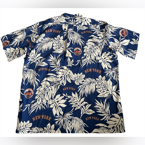 Men's Reyn Spooner Royal New York Mets Aloha Button-Down Shirt - Picture 3 of 12